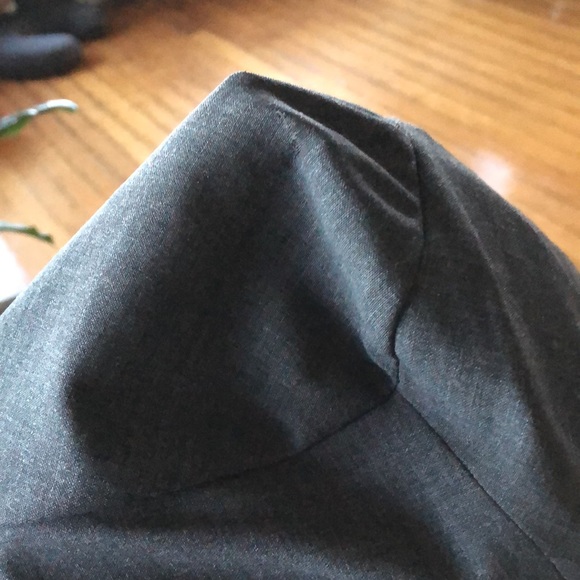 Armani Collezioni Ruffle Blazer Jacket. Grey Wool blend. Giorgio Armani Vintage - Picture 8 of 9